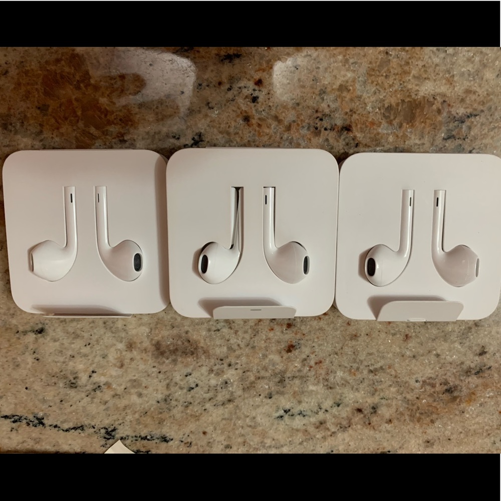 Apple head phone